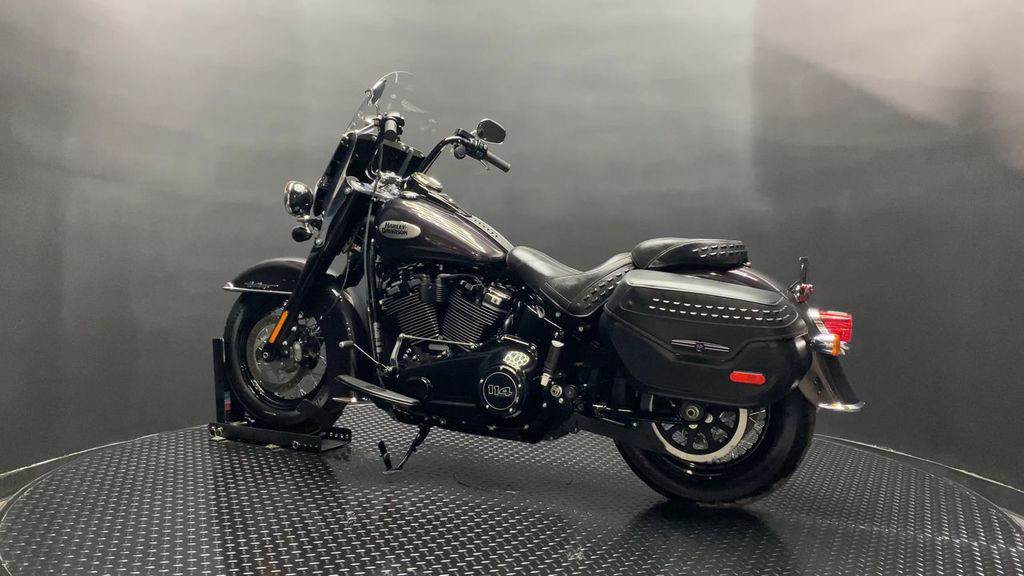 Heritage Classic 114