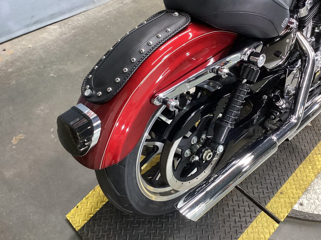 Sportster® SuperLow® 1200T