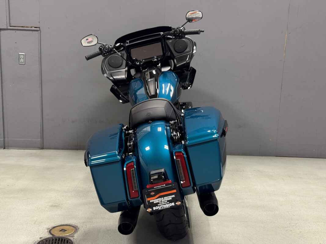 Road Glide®