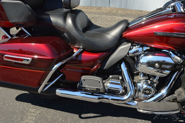 Road Glide® Ultra