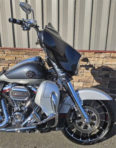 CVO® Street Glide®