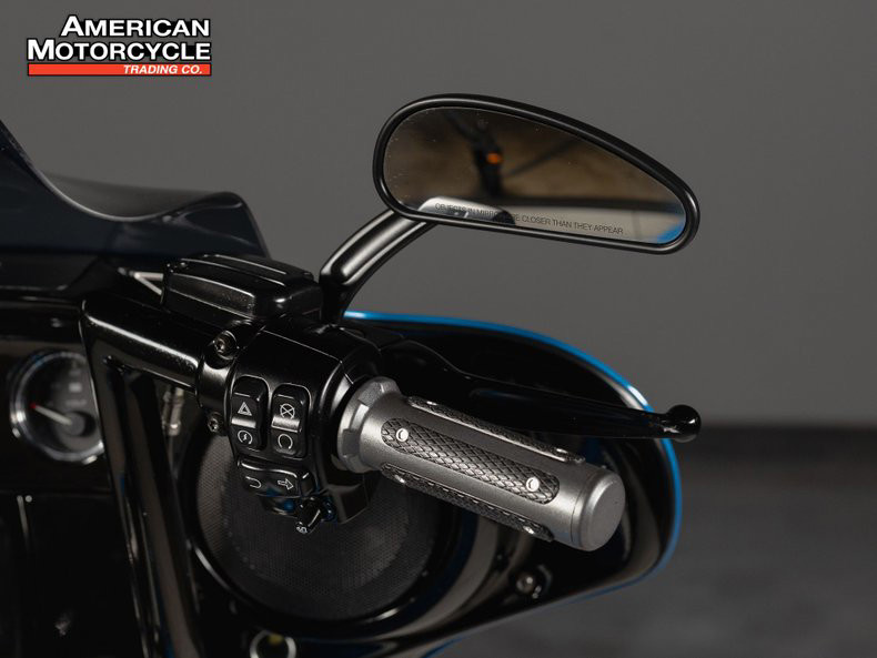 Street Glide® ST