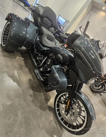 Street Glide® 3 Limited