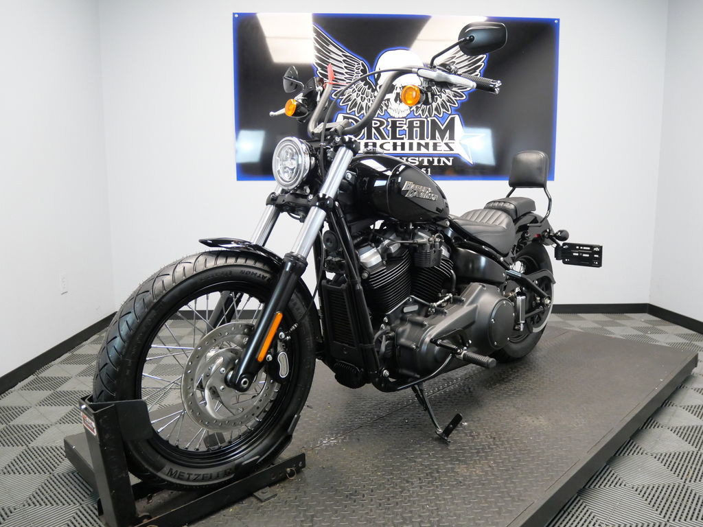 Softail® Street Bob®