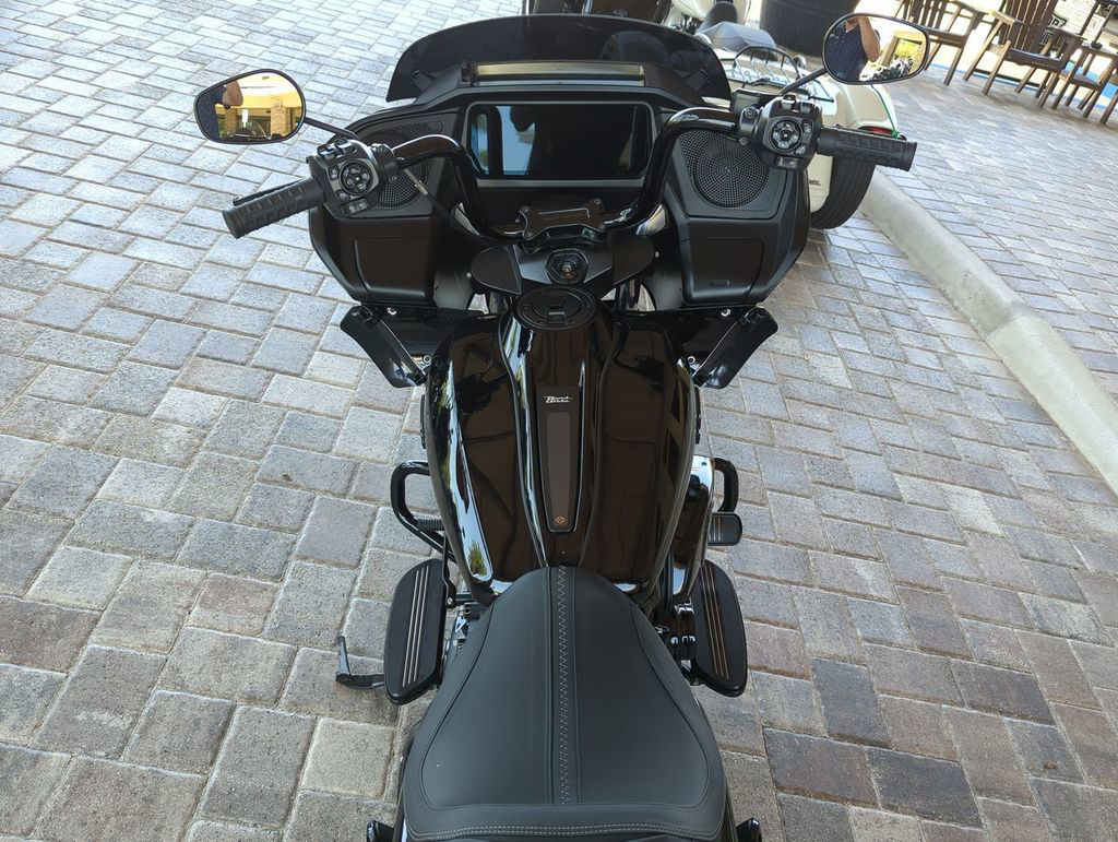 Road Glide®
