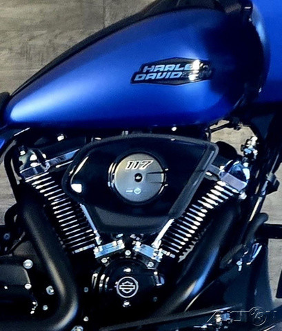 Road Glide®