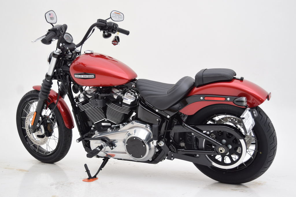 Street Bob®