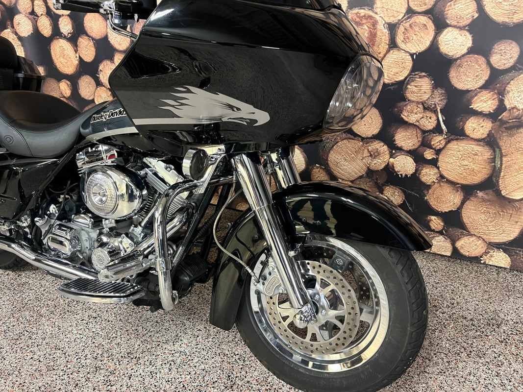 Road Glide®