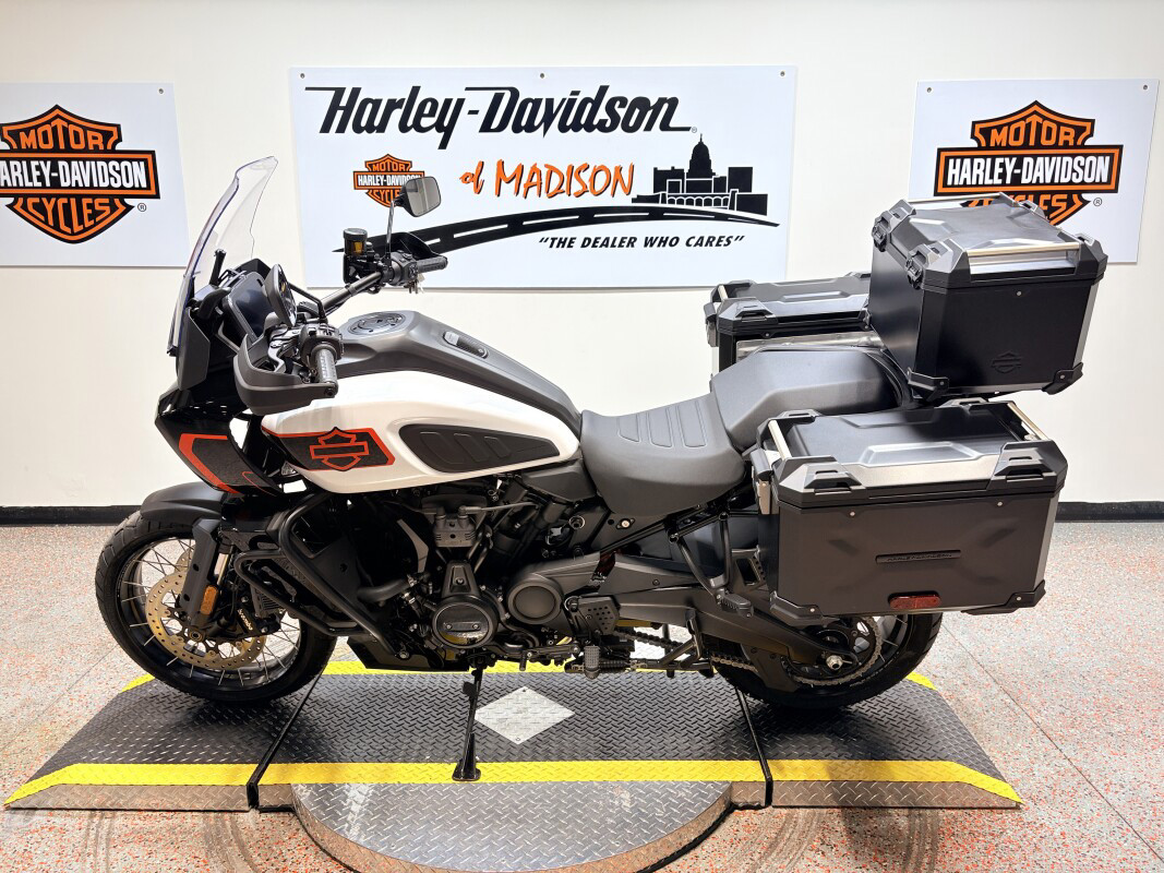 Pan America® 1250 Limited