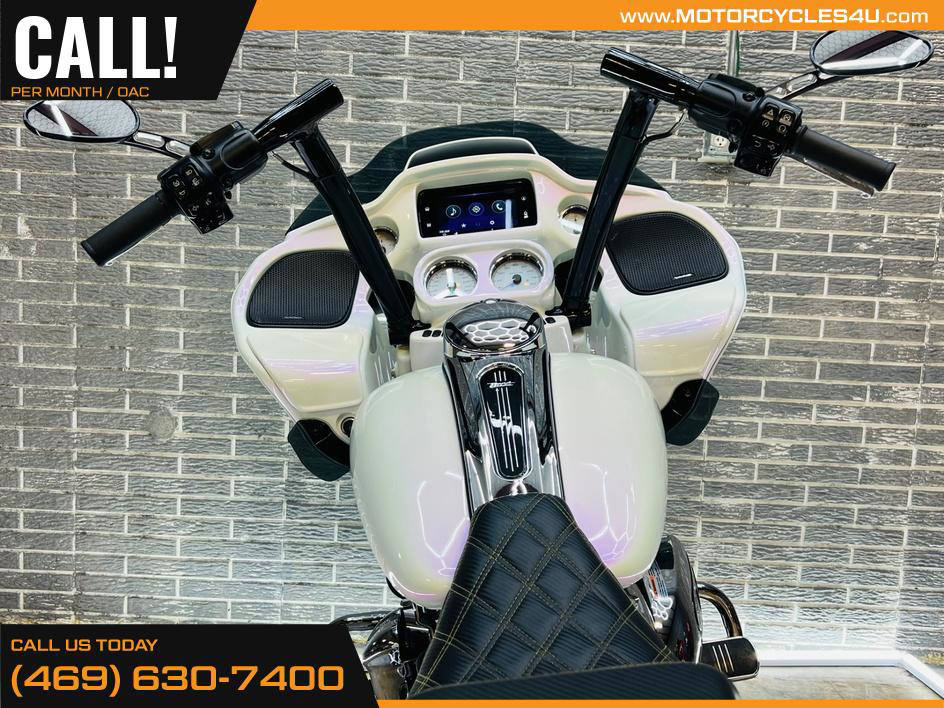 Road Glide®