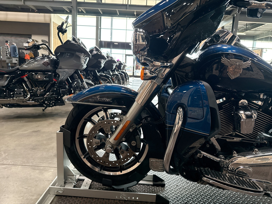 Electra Glide® Ultra® Limited 115th Anniversary