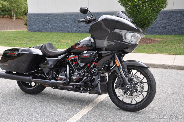 CVO® Road Glide® ST