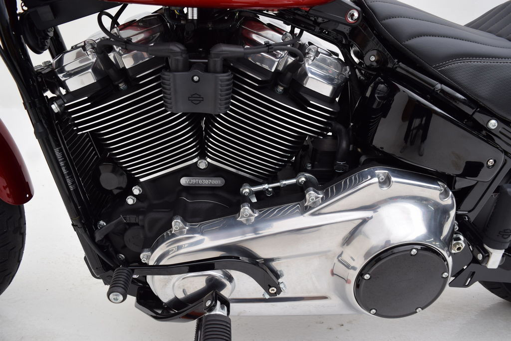 Street Bob®