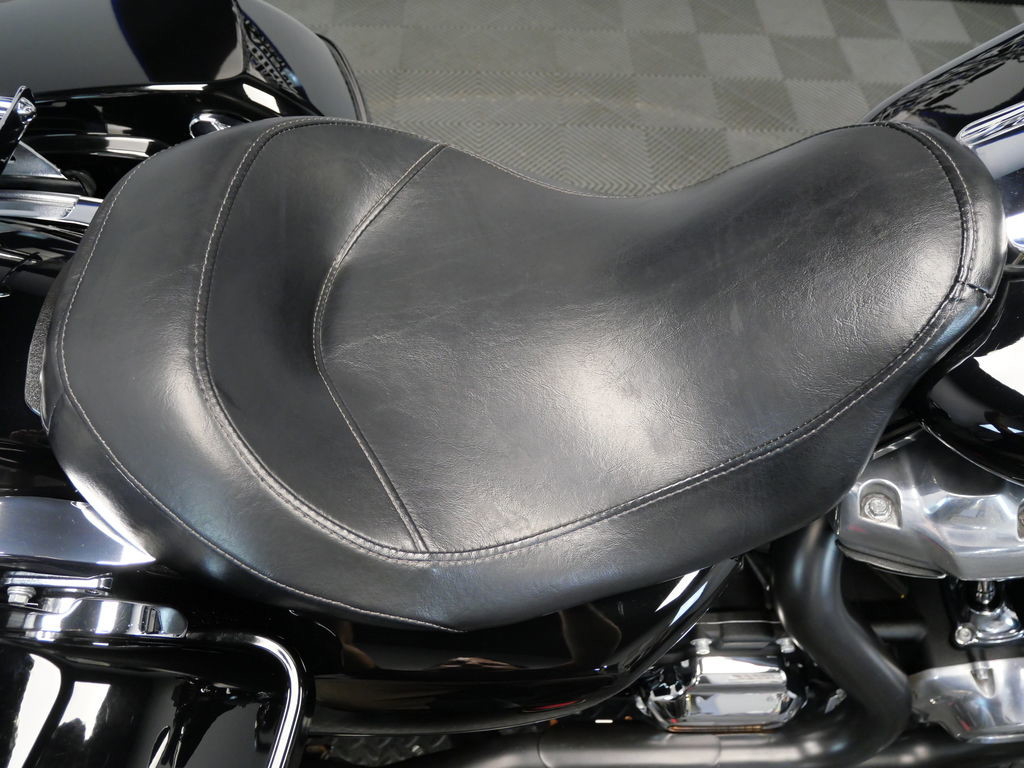 Electra Glide® Standard