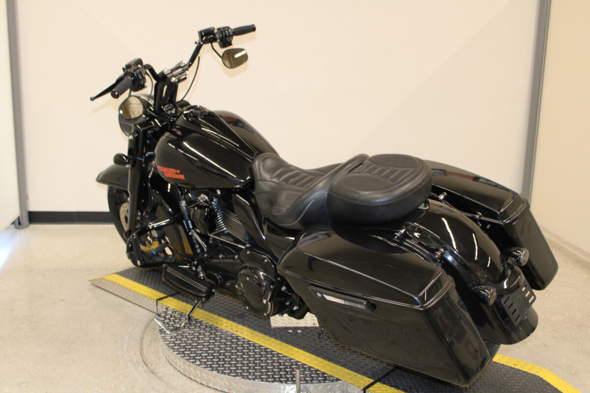 Electra Glide® Standard