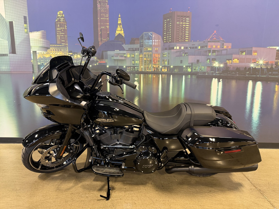Road Glide®