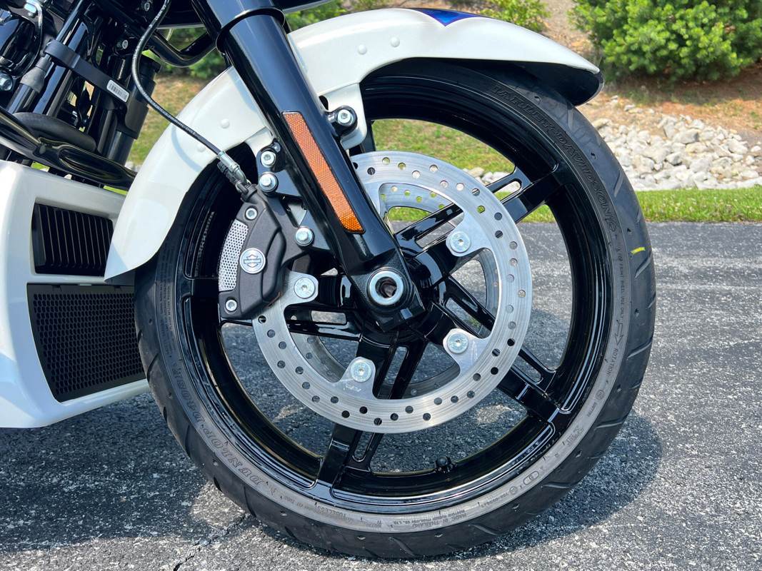 Road Glide®
