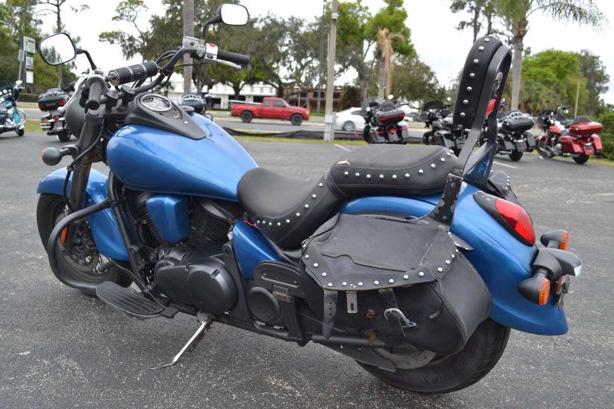 Vulcan 900 Classic LT