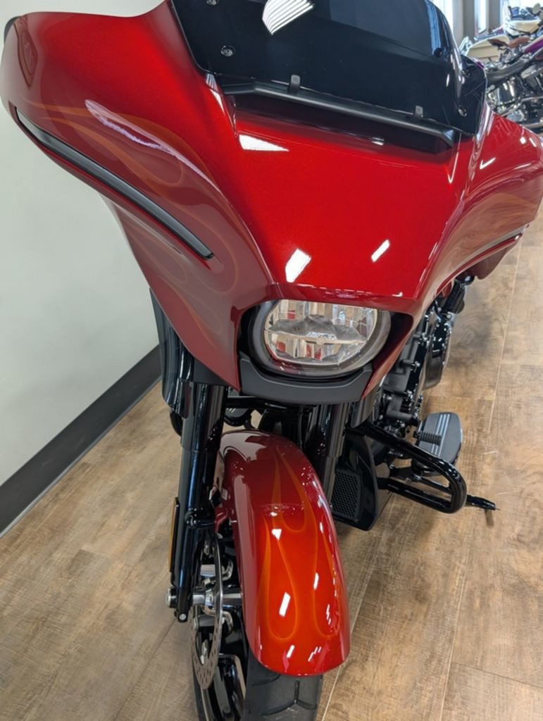 Street Glide®
