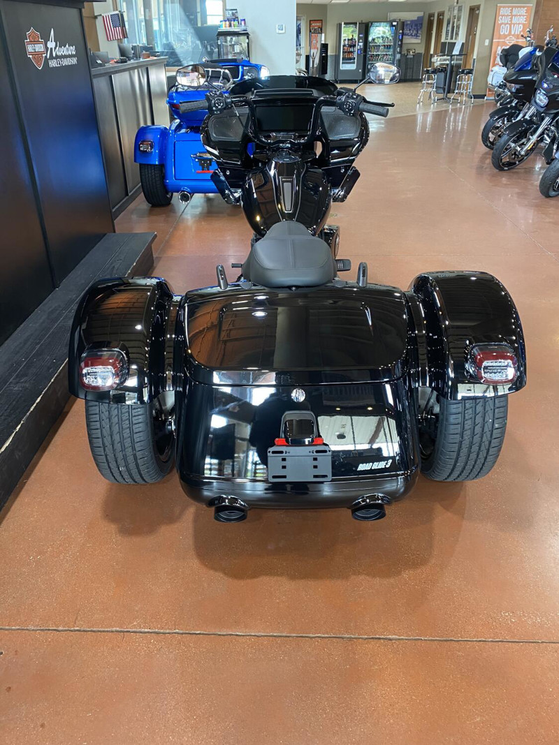 Road Glide® 3