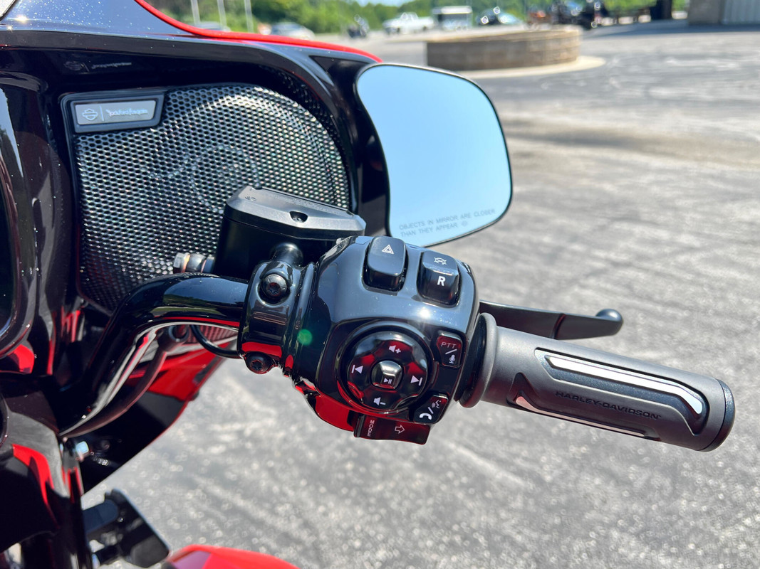 CVO® Street Glide® 3 Limited