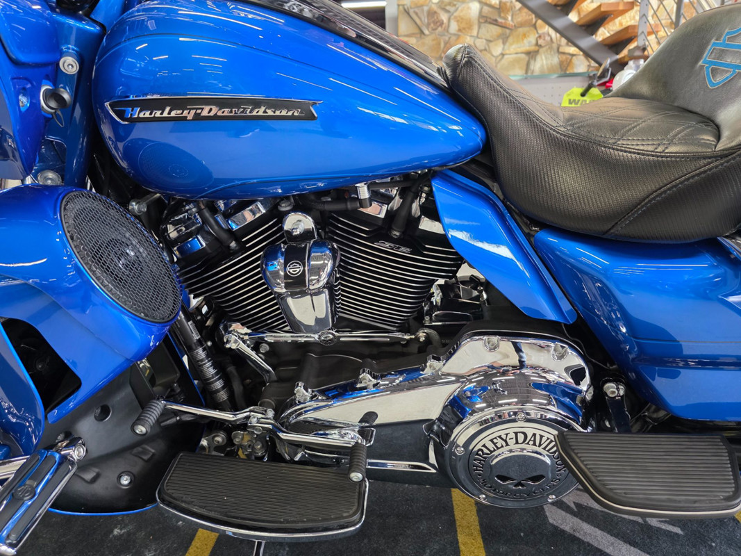 Road Glide® Ultra