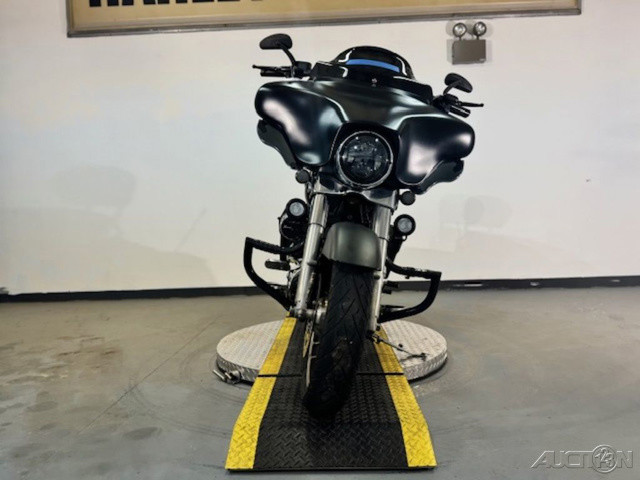 Street Glide®
