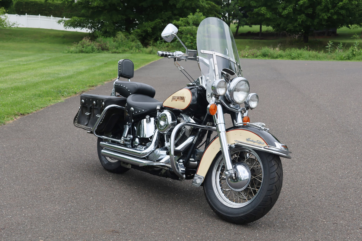 1988 Harley-Davidson® FLSTC Heritage Softail® Classic for Sale in