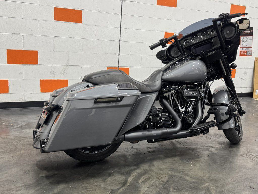 Street Glide® Special