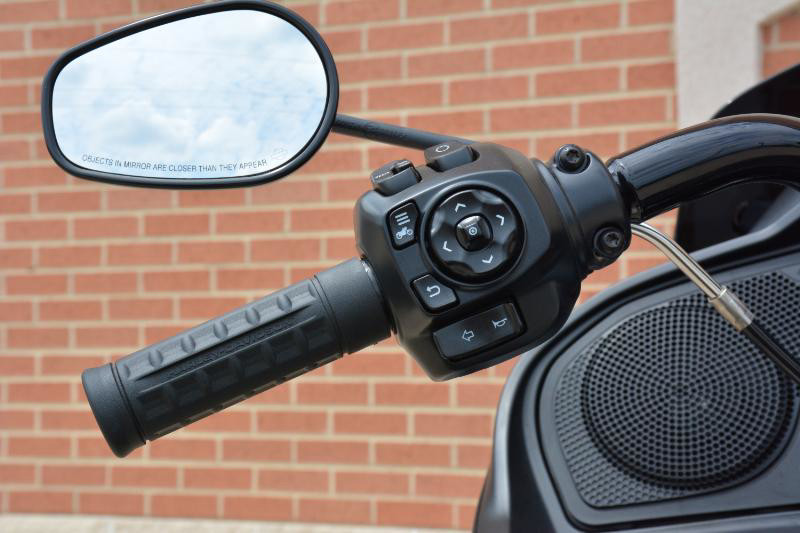 Road Glide®