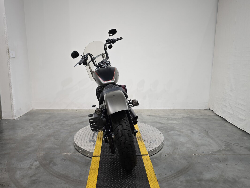 Softail® Street Bob®