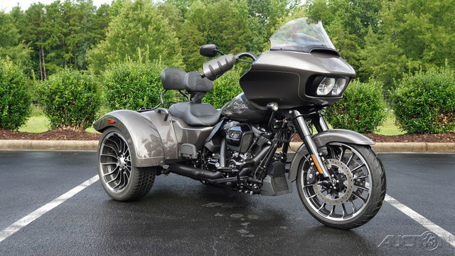 Road Glide® 3