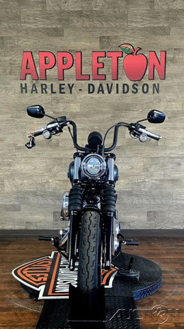 Street Bob®