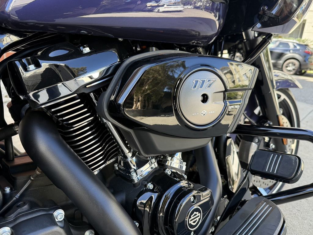 Road Glide®