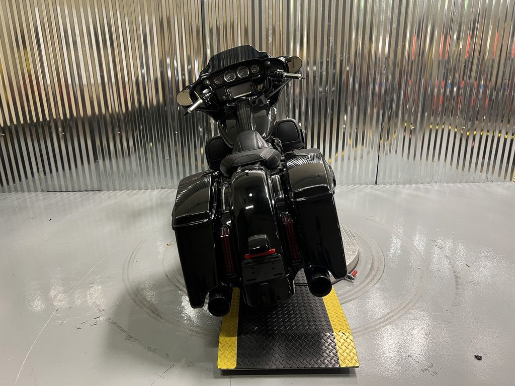 CVO® Street Glide®