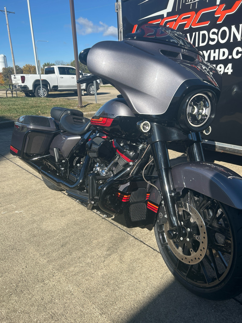 CVO® Street Glide®