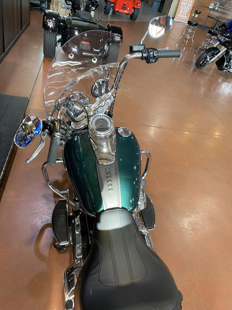 Heritage Classic 114