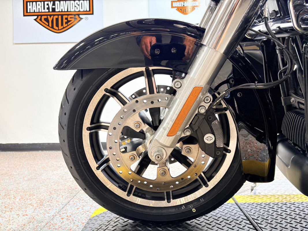 Road Glide® Ultra