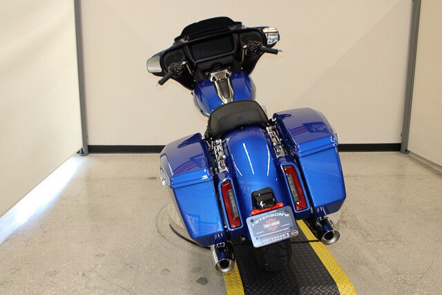 Street Glide®
