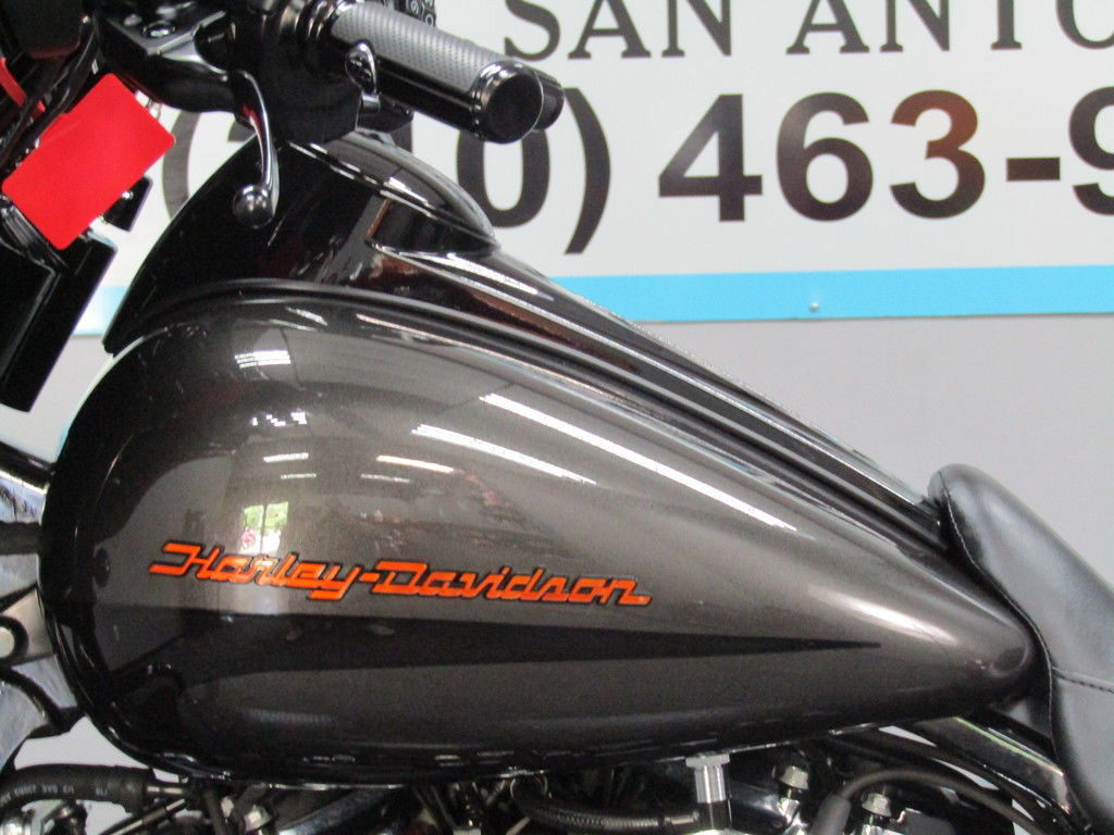 Street Glide® Special
