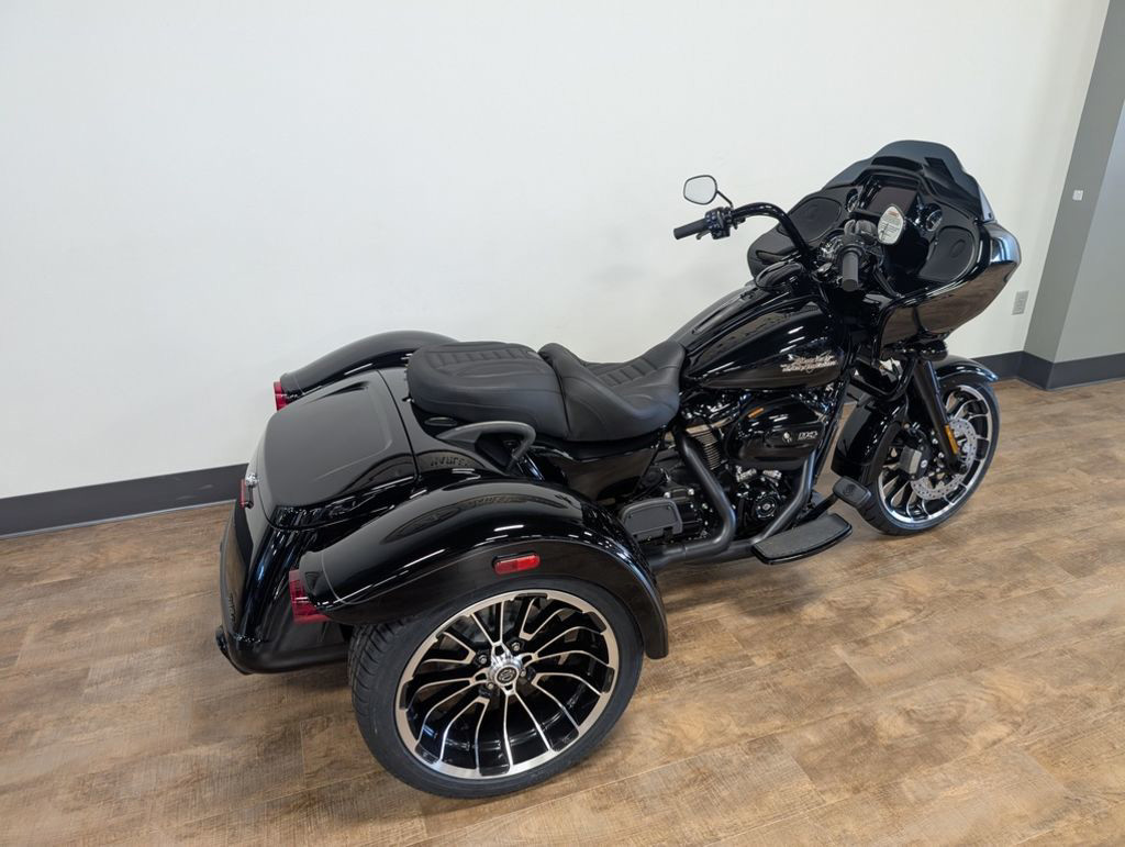 Road Glide® 3