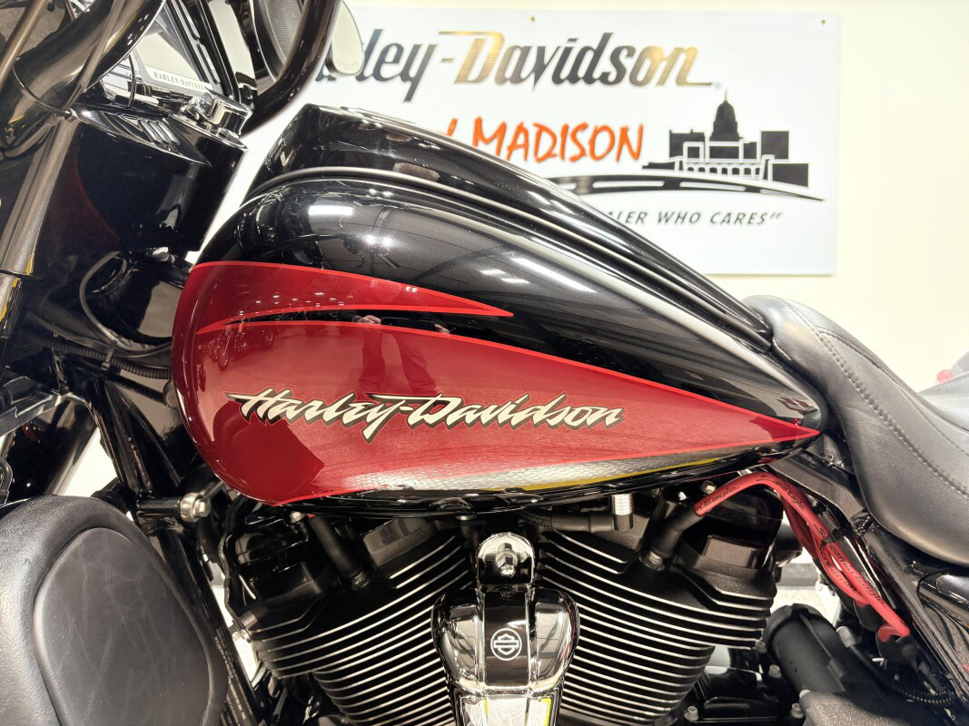 CVO® Street Glide®