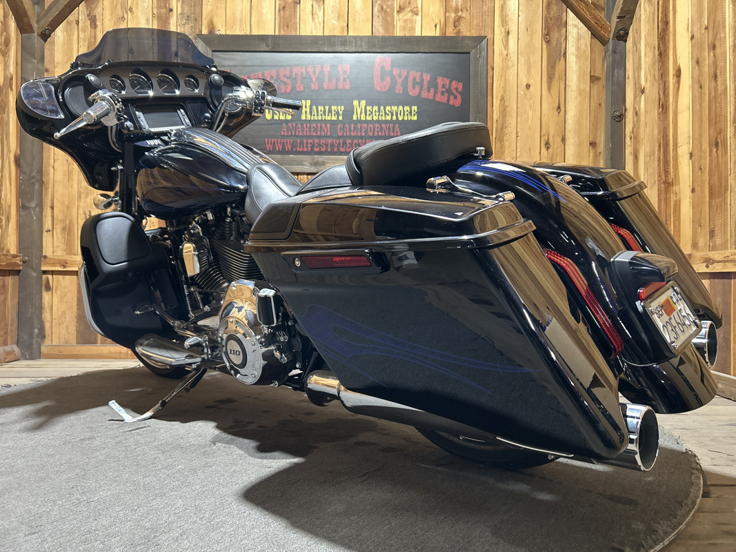 CVO® Street Glide®