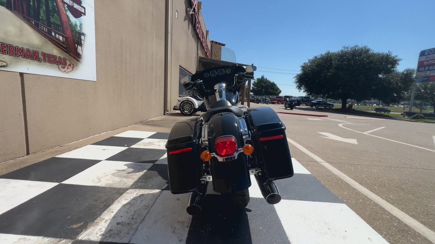 Electra Glide Standard