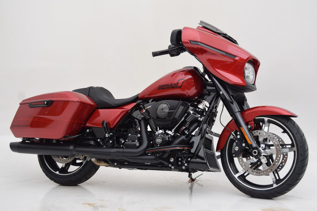 Street Glide®
