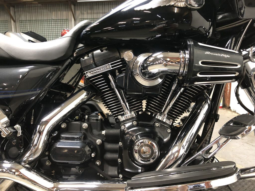 CVO® Road Glide® Custom 110th Anniversary