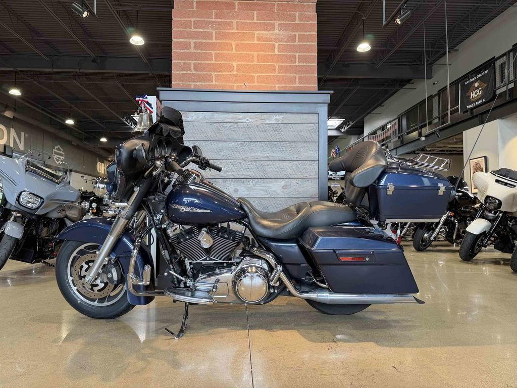 Street Glide®