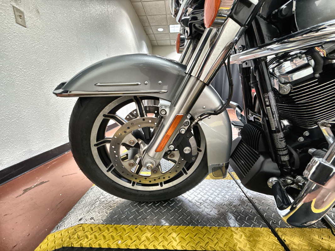 Road King Police