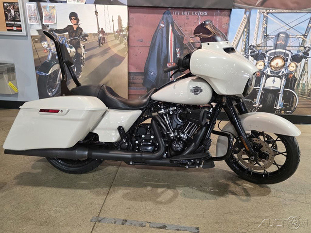 Street Glide® Special