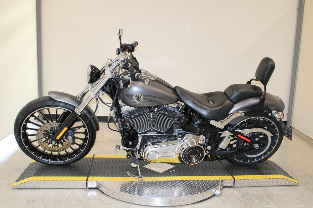 Softail® Breakout®